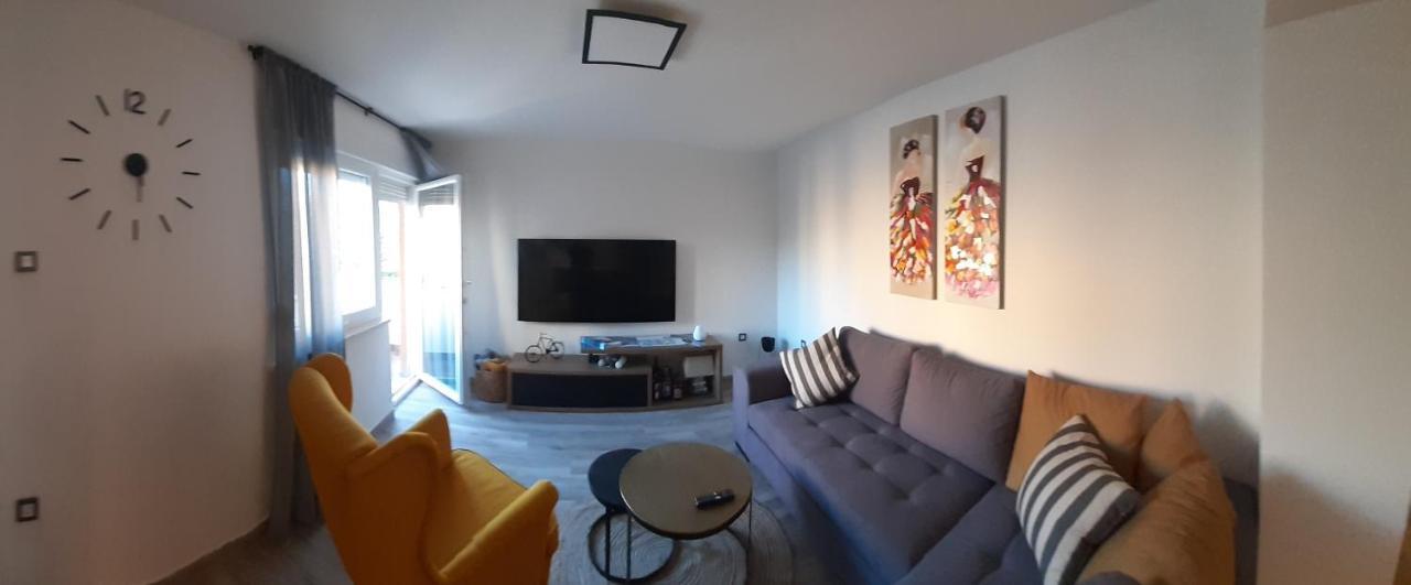 Vela Grota Apartment Rijeka Luaran gambar