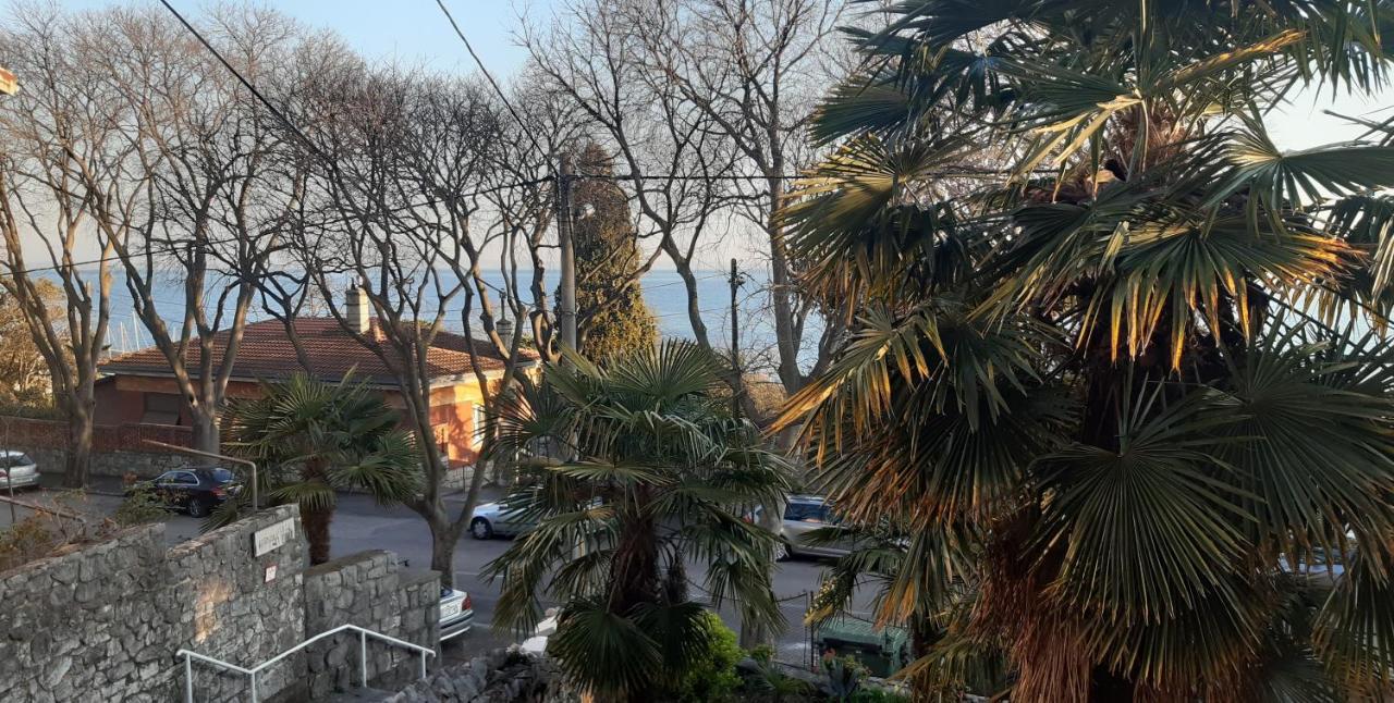 Vela Grota Apartment Rijeka Luaran gambar