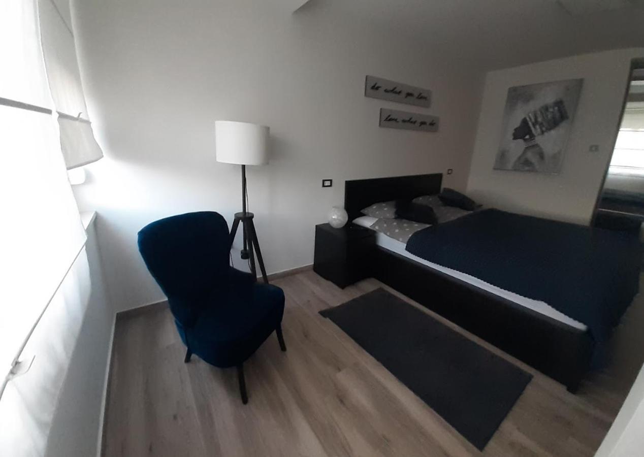 Vela Grota Apartment Rijeka Luaran gambar