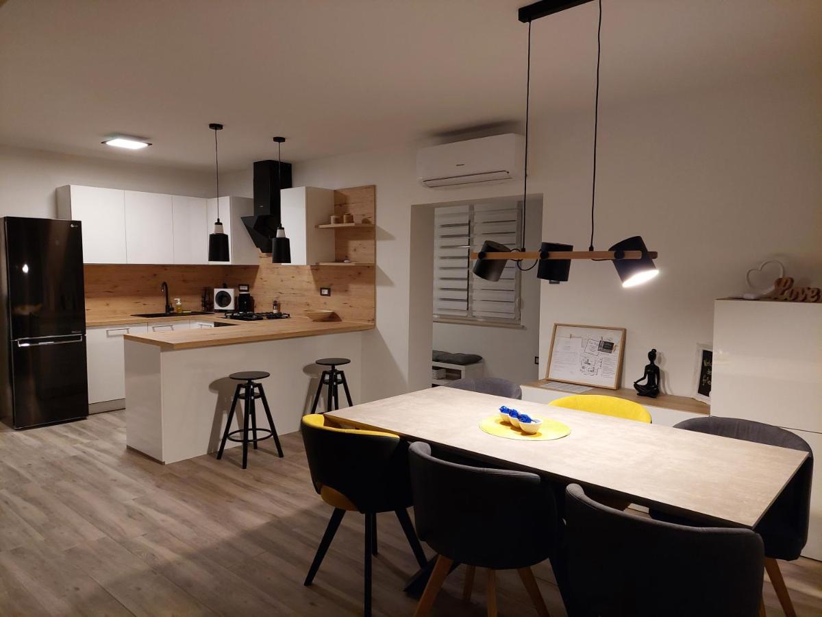 Vela Grota Apartment Rijeka Luaran gambar