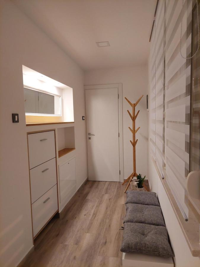Vela Grota Apartment Rijeka Luaran gambar